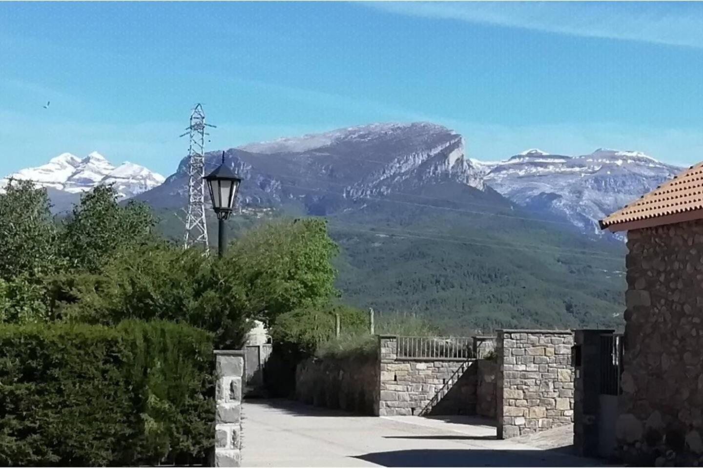 Duplex La Valle Ordesaainsa Laspuña Eksteriør bilde