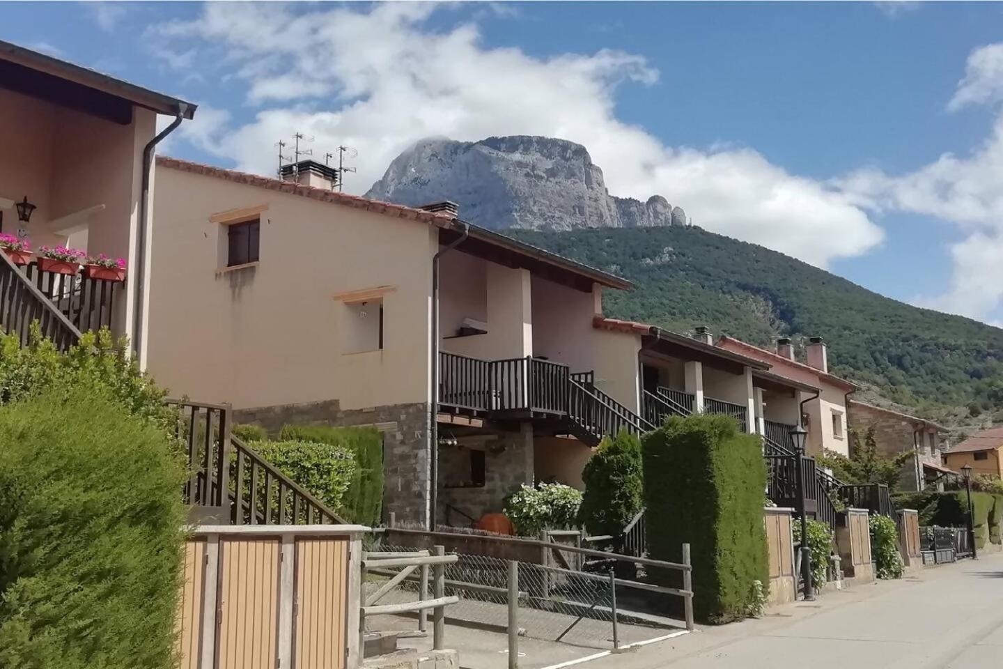 Duplex La Valle Ordesaainsa Laspuña Eksteriør bilde